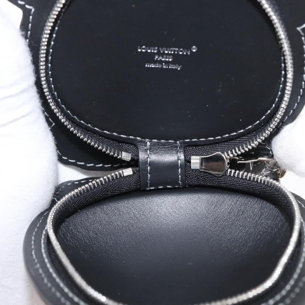LOUIS VUITTON Monogram Bag Charm L Panda Charm White Black M03397 Auth 155958SM - Picture 10 of 16